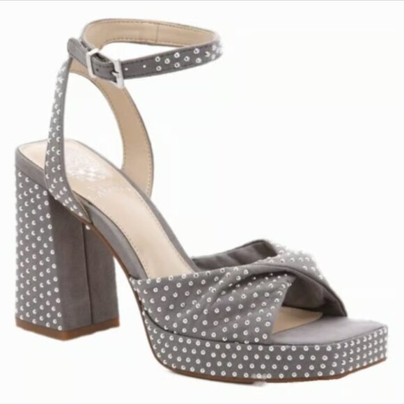 NWOT Vince Camuto Pedrana Platform Sandals Shoes Grey with Silver Studs Size 9